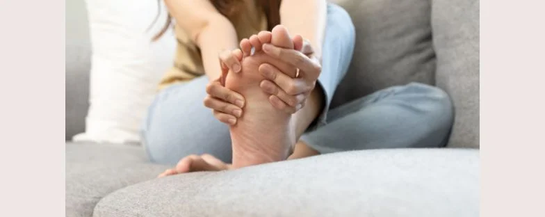 Alluce valgo: cause e trattamento con la chirurgia mininvasiva