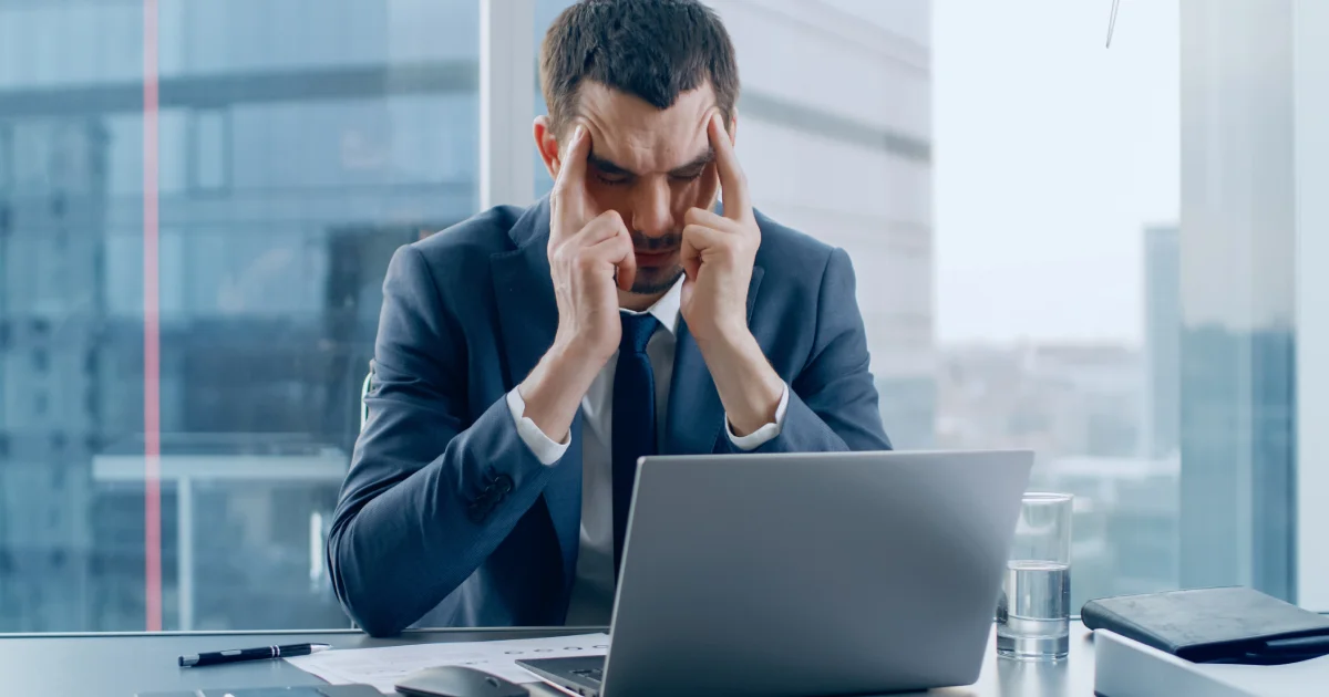Depressione e lavoro: sintomi, cause e come affrontarla