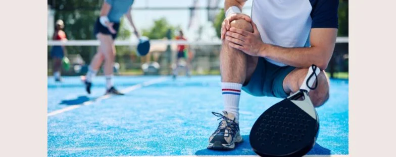 Padel: i consigli dell’ortopedico per iniziare e giocare in sicurezza