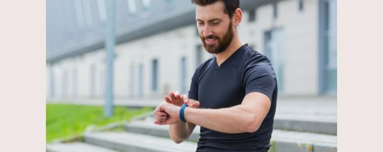 Come usare lo smartwatch per monitorare la frequenza cardiaca durante l’allenamento