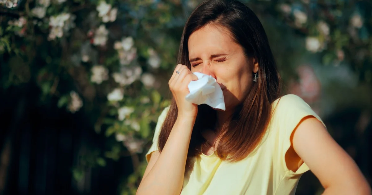 Come riconoscere la rinite allergica e quando andare dall’allergologo 