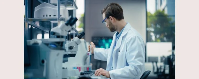 Cosa sono gli studi clinici? Fasi, tipologie e come partecipare