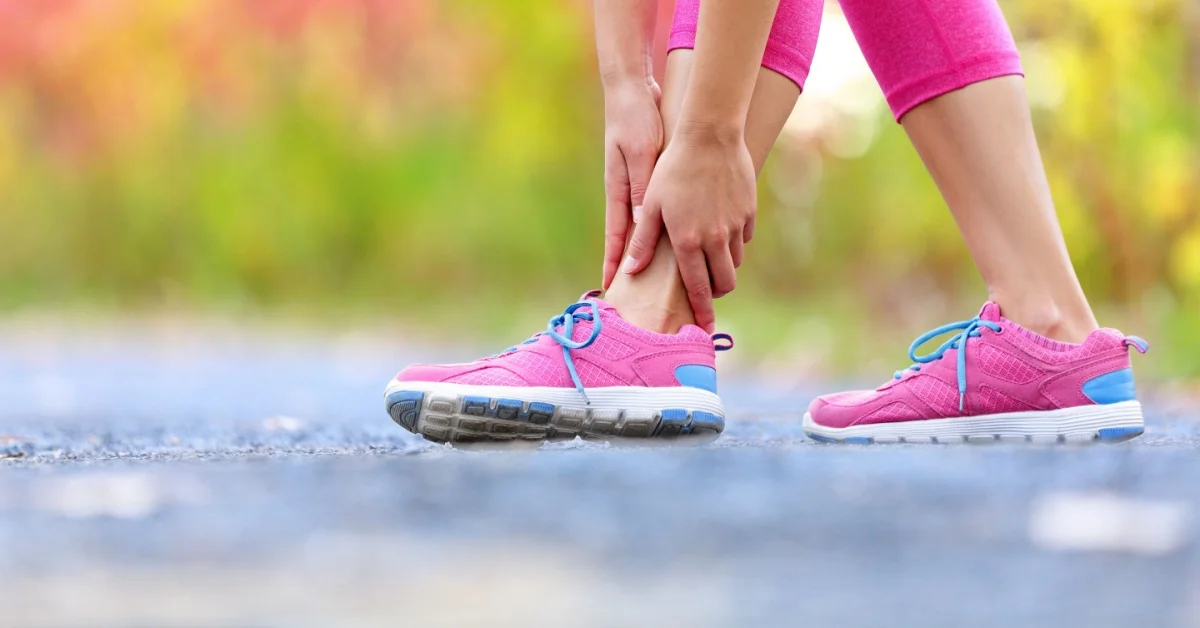 Come allenarsi durante il recupero da un infortunio al piede