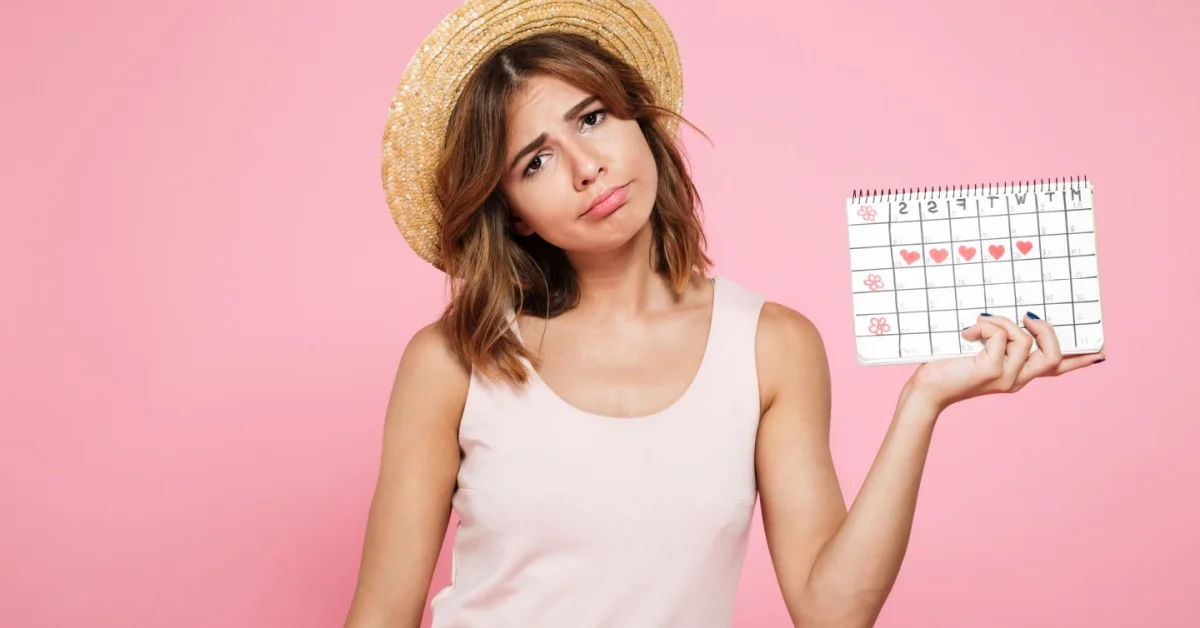 Ciclo mestruale e caldo: come incide e i consigli per affrontarlo 